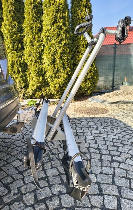 Rezerwacja  Bagażnik  rowerowy, uchylny na hak do przewozu 2 rowerów