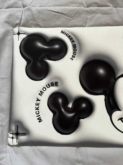 Dywanik łazienkowy Myszka Mickey.