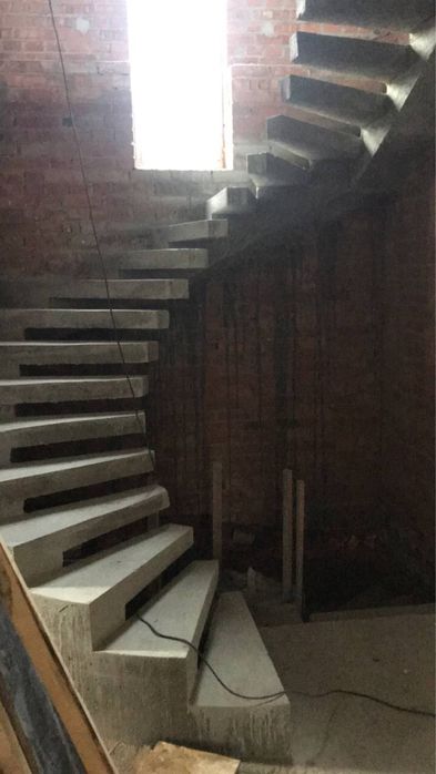 Сходи бетонні,  бетонні роботи