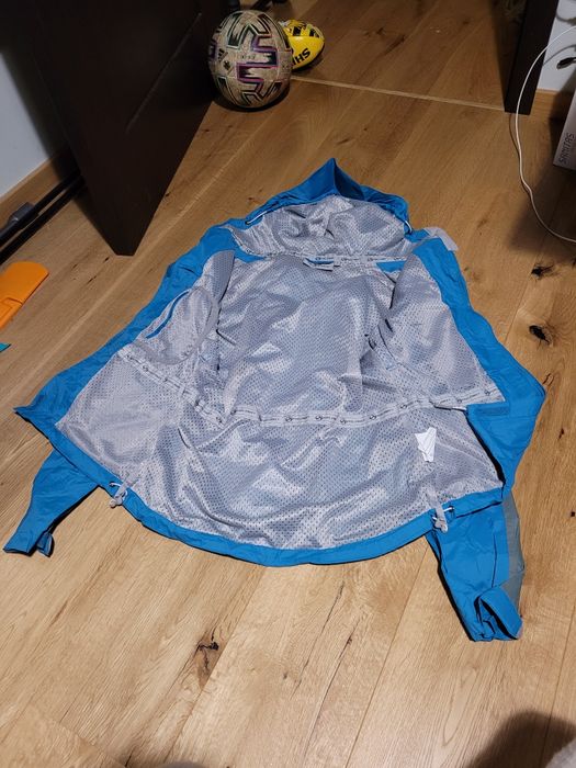 Kurtka sportowa na rower, trekking. Przeciwdeszczowa rozm. S