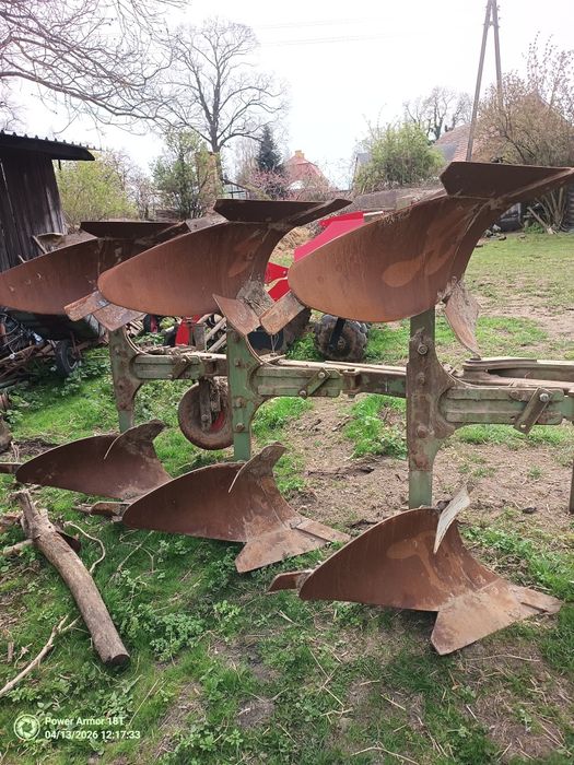 Pług 3 skibowy obrotowy Muller