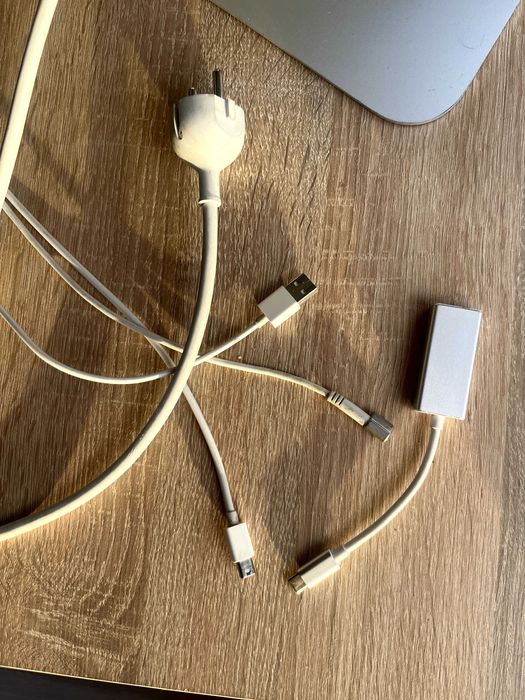 Apple Cinema Display 24 A1267