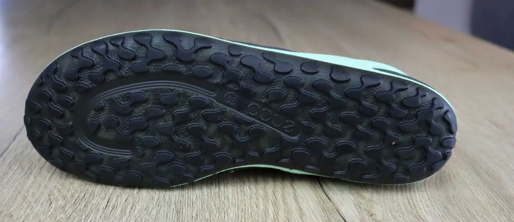 Ecco biom sportowe damskie sneakersy 39 ( 26 cm)