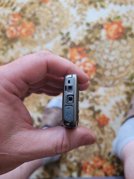 Nokia 6300i (з wi-fi )