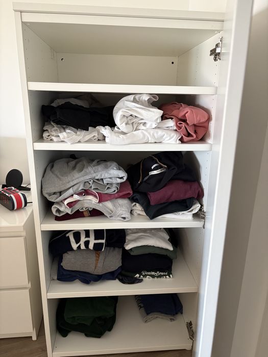 Vendo movel Ikea com prateleiras
