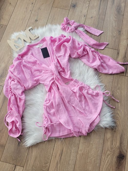 Komplet trzy częściowy Mtissu barbie róż koszula szorty gumka