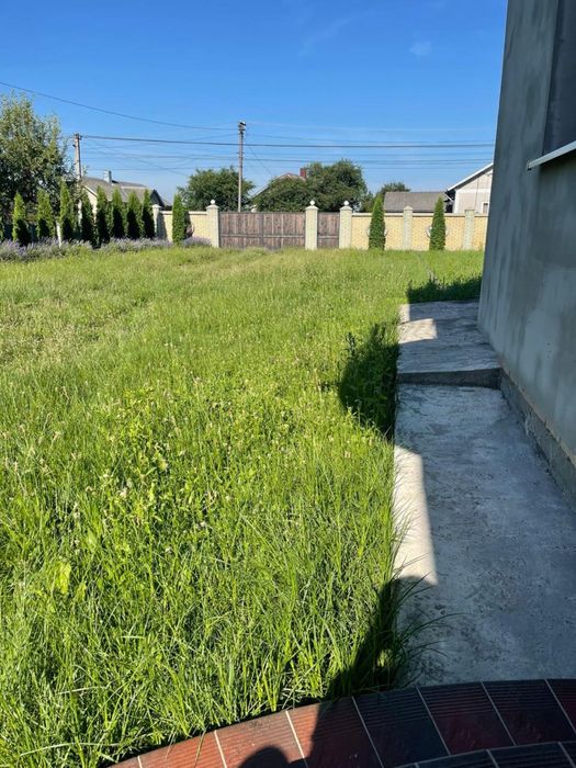 Продам будинок у с. Шипинці, 15 км до Чернівців