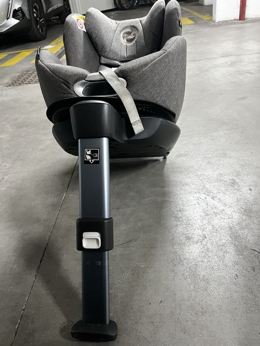 Cadeira carro Cybex Sirona Gold II  com mecanismo de rotação de 360°