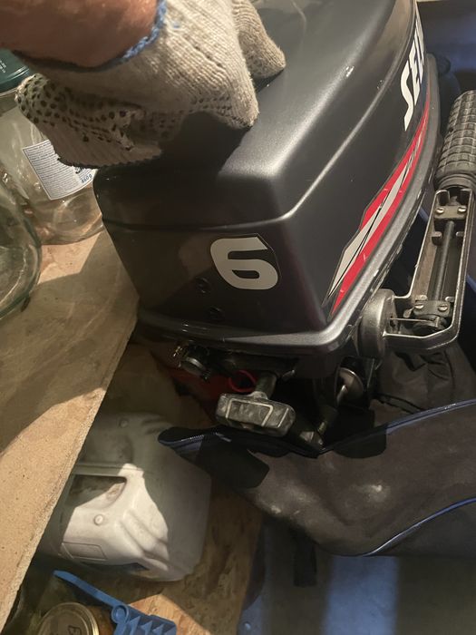 Продам лодочный двигатель Selva capri 6л.с.