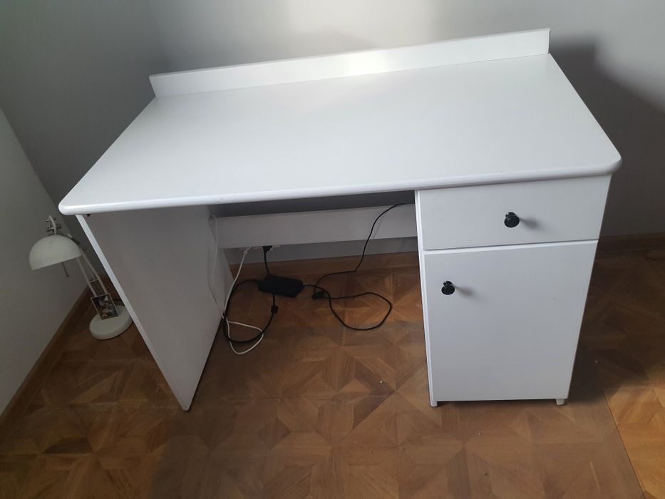 Biurko drewniane białe zrobione pod zamówienie