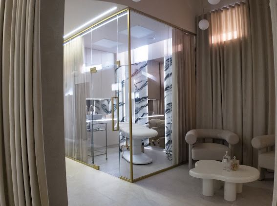 Szklana ścianka działowa