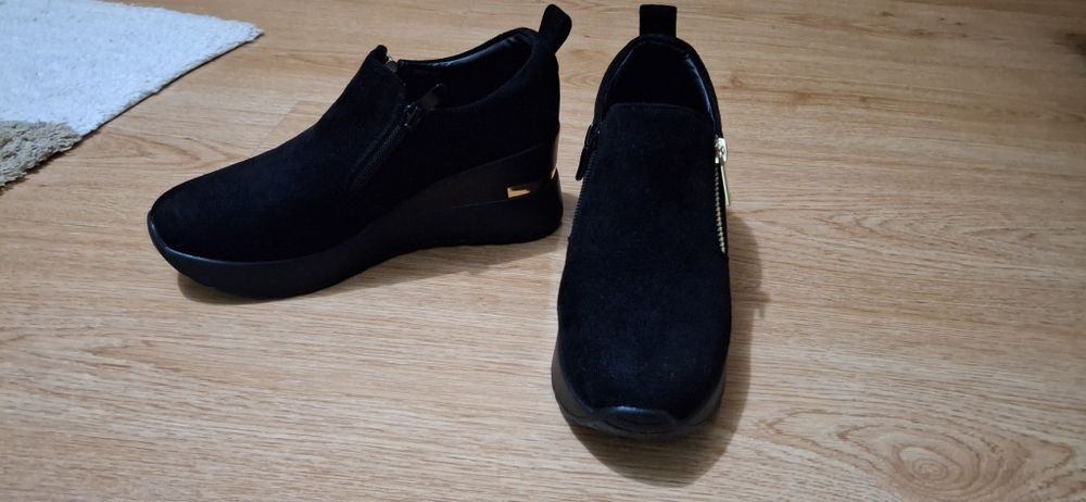 czarne botki do kostki