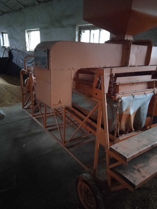 Продам зернова очисна машина.