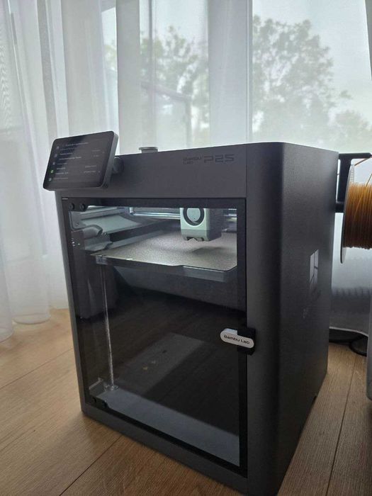 Bambu Lab P2S – jak nowy, tylko 51 godzin pracy + filament GRATIS