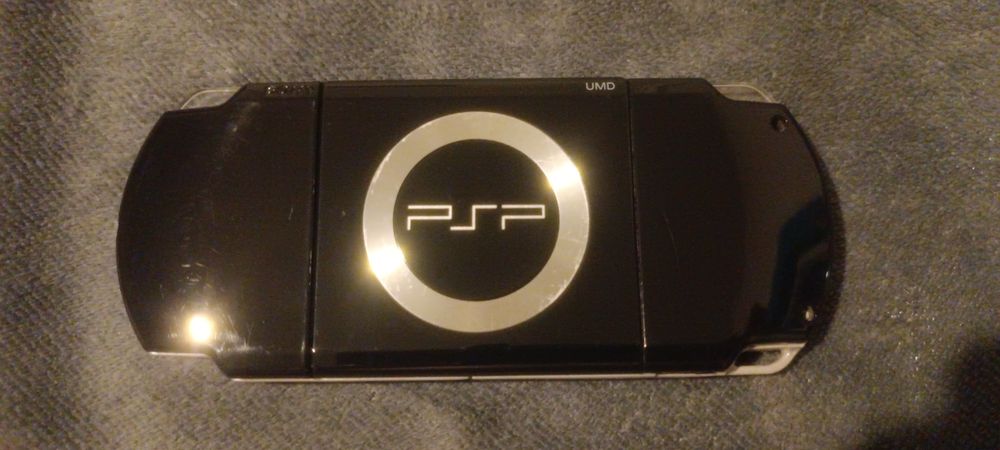 Продам psp 2004 64 gb