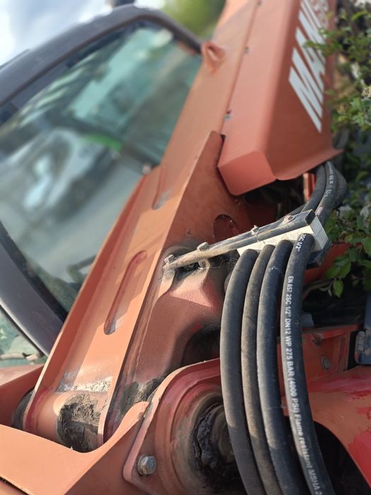 Manitou MT 523 wąska, niska ładowarka teleskopowa