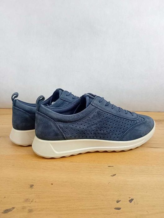 ECCO Sneakersy Flexure Runner W, skóra, buty damskie, ażurowane, rozmiar 37