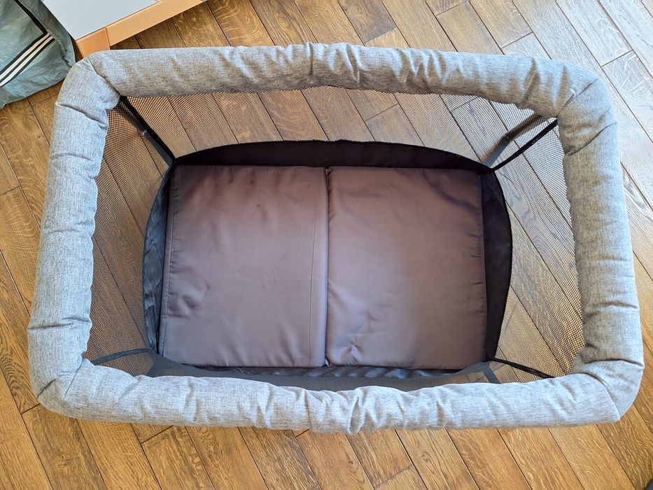 Łóżeczko turystyczne kojec w Titaniumbaby Travel grey - stan idealny