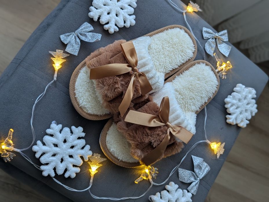 Домашні тапочки, тапки,капці