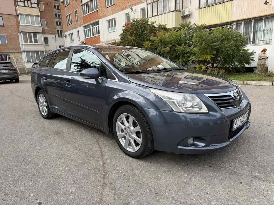 Toyota Avensis у відмінному стані