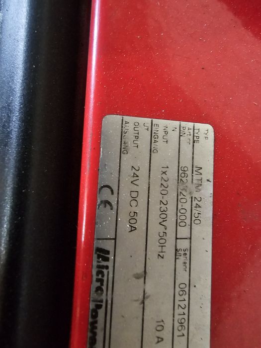 Ładowarka prostownik linde  automatyczna stacja BT do wózków widłowych