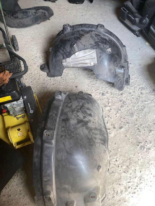 Передні підкрилки мерседес ML163 2.7cdi