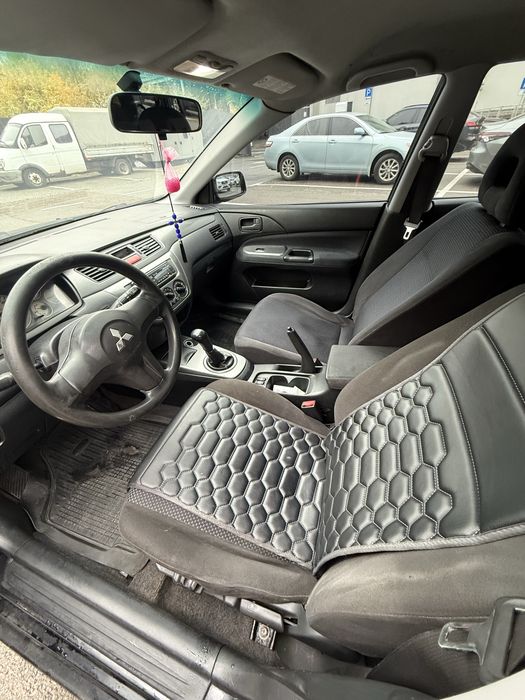 Mitsubishi Lancer 9