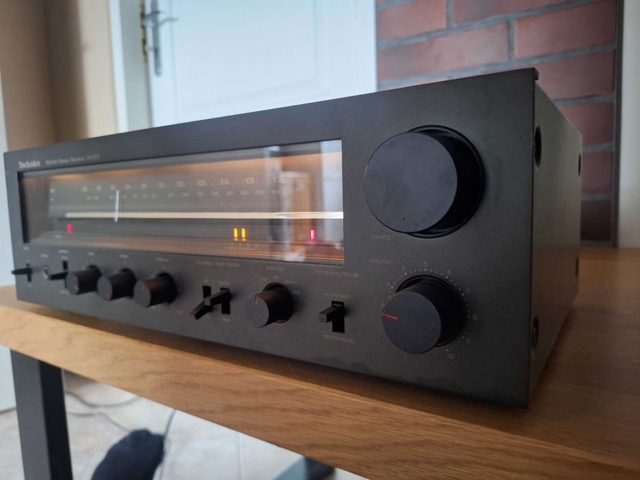 amplituner Technics SA-202