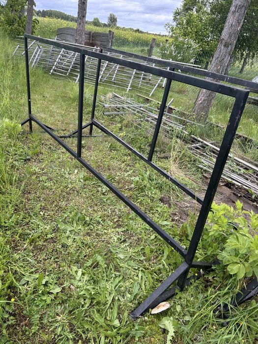 Stojak reklamowy pod baner