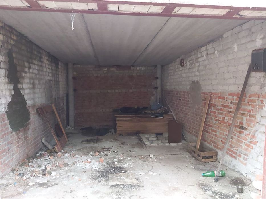 Продам гараж ГСК 9 (біля парку «Дружба»)