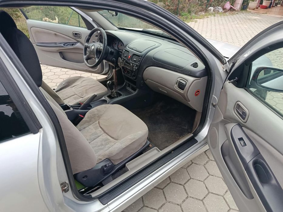 Nissan Almera 2.2 diesel