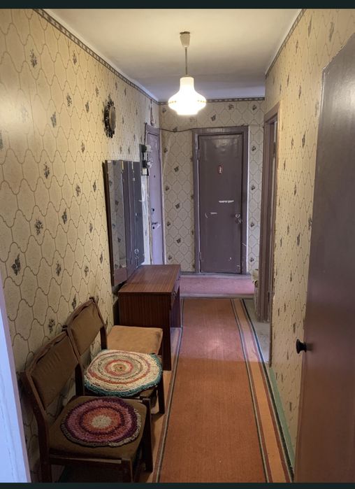 Кривой рог.5-й заречный 3-х комнатная. Кривий рiг