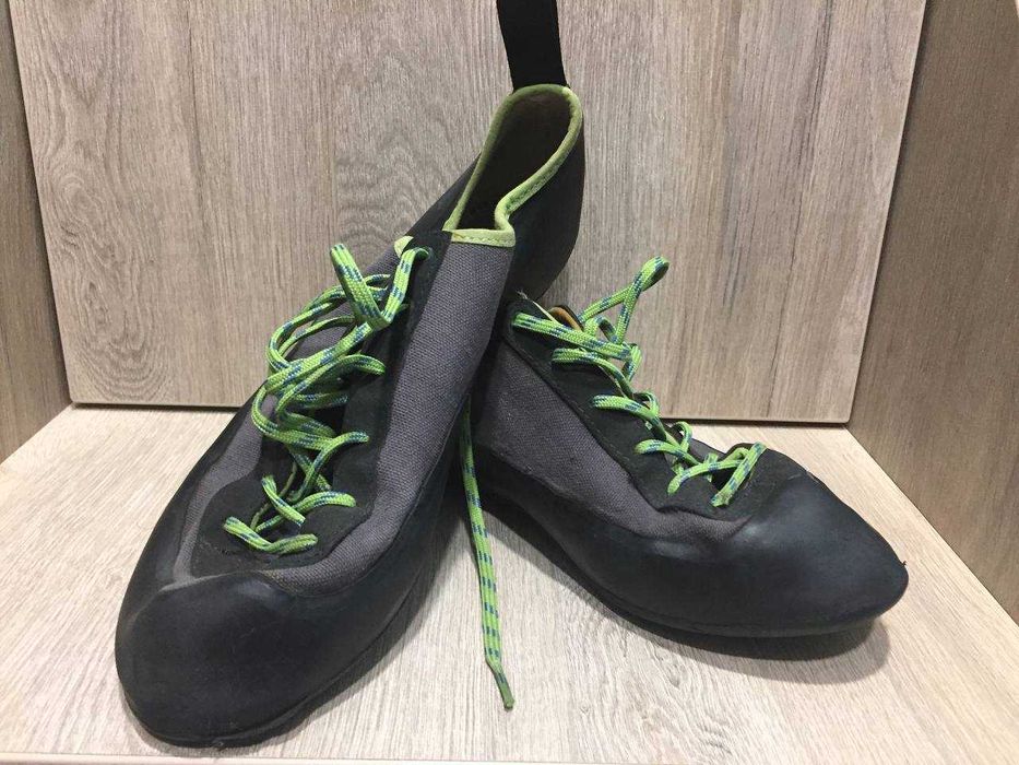 Мужская обувь для скалолазания Simond