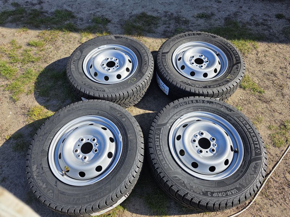 Koła Zimowe Nowe-Fiat Ducato R15 5x118 ET68-6J-215/70-15C