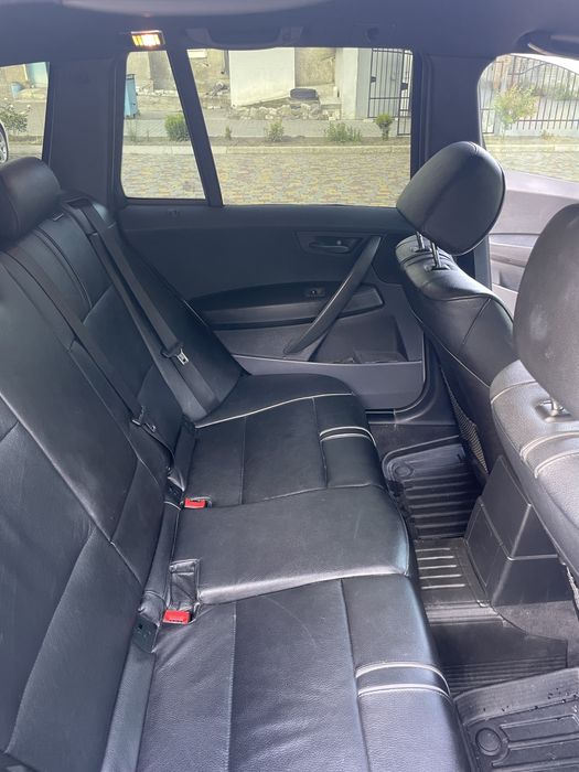 Продаж BMW X3 (e83)