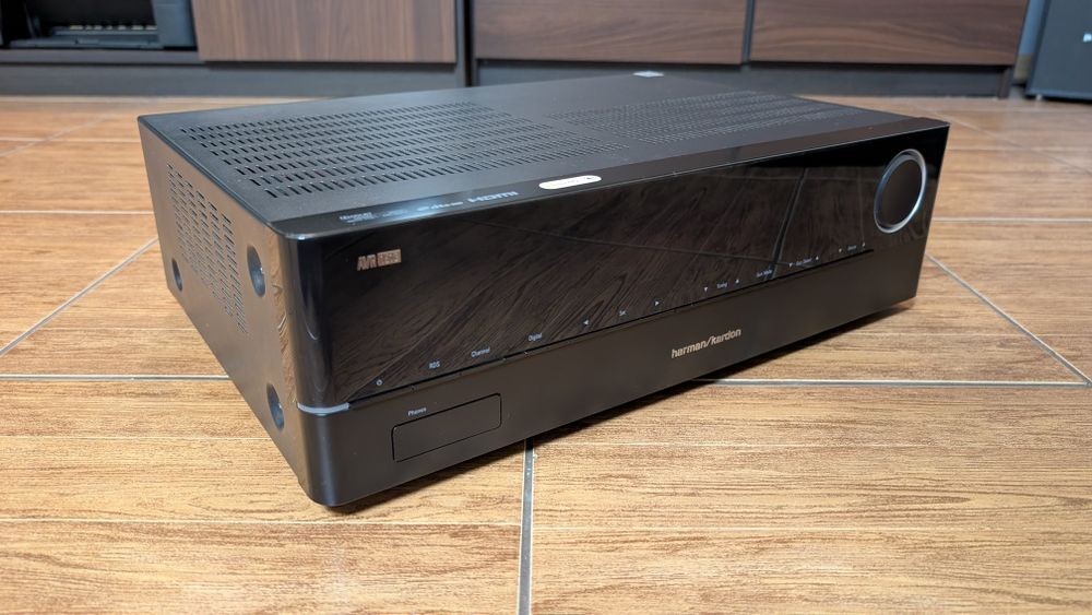Harman Kardon AVR 151S  Aplituner