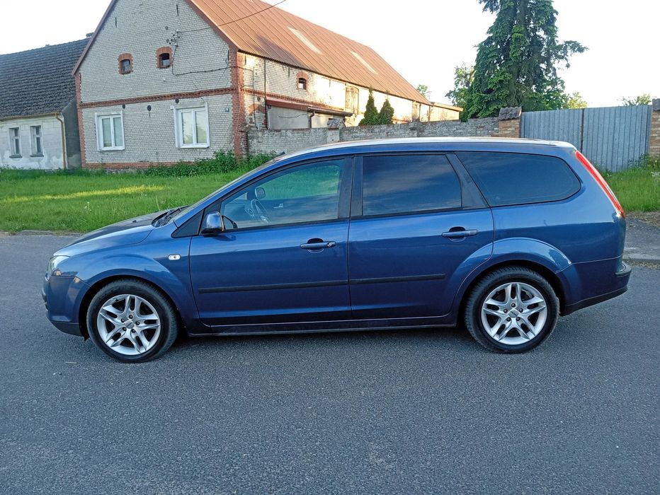 Ford Focus Focus 1.6 B Kombi klimatronik Super alu 16