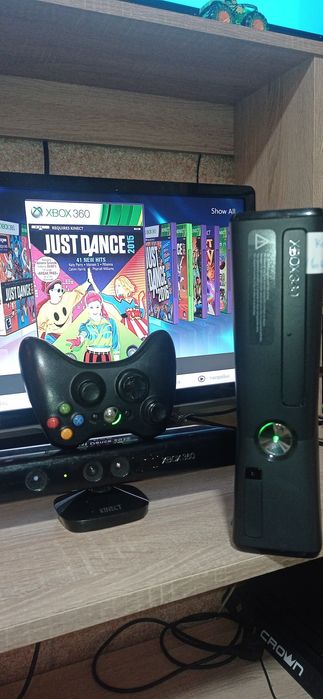 Xbox 360 Slim. Aurora, Kinekt.250gb