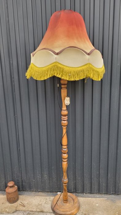 Stara lampa abażur
