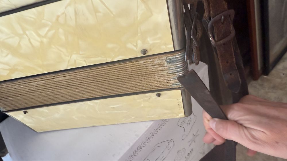 Acordeon/concertina hohner em madre perola