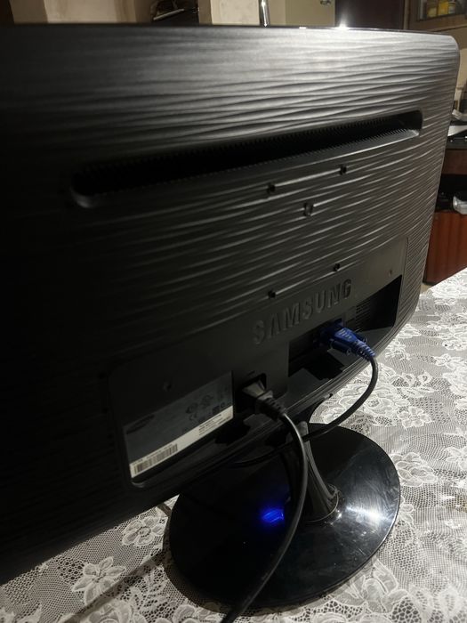 Монітор Samsung Syncmaster B2230 60 gHz 1920x1080 FullHD 16:9