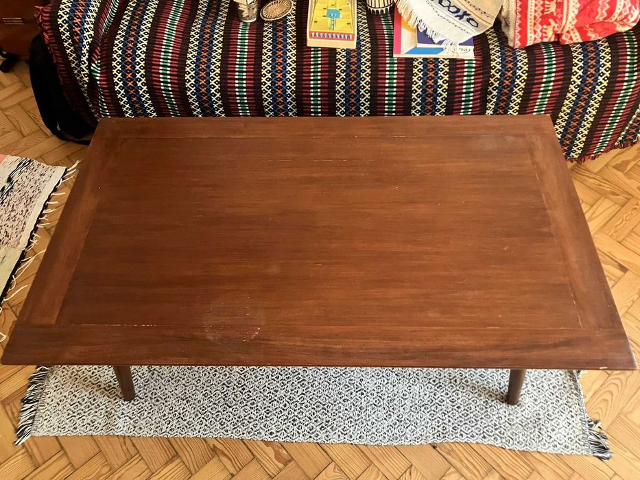 Mesa de centro em madeira