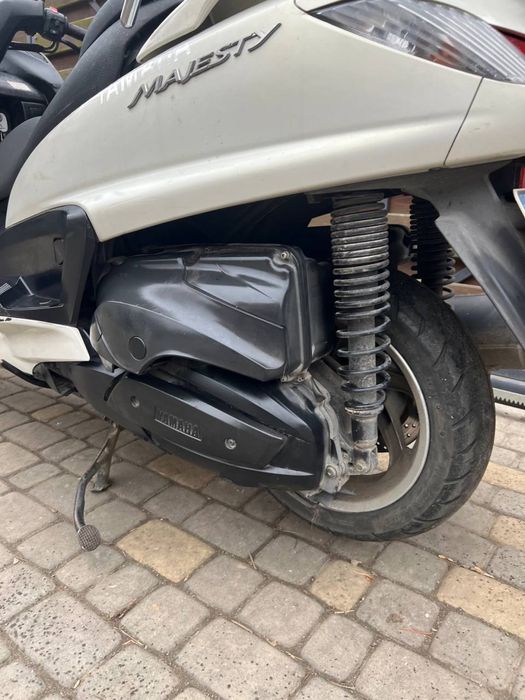 Yamaha majesty 250