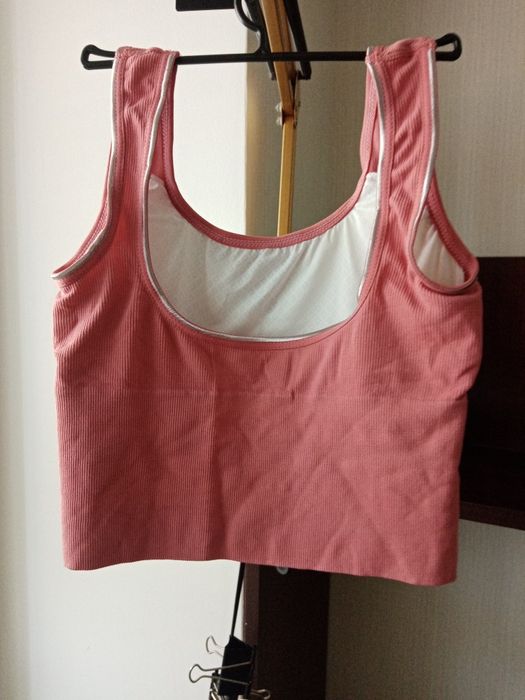 Топ безшовний в рубчик Розмір S.