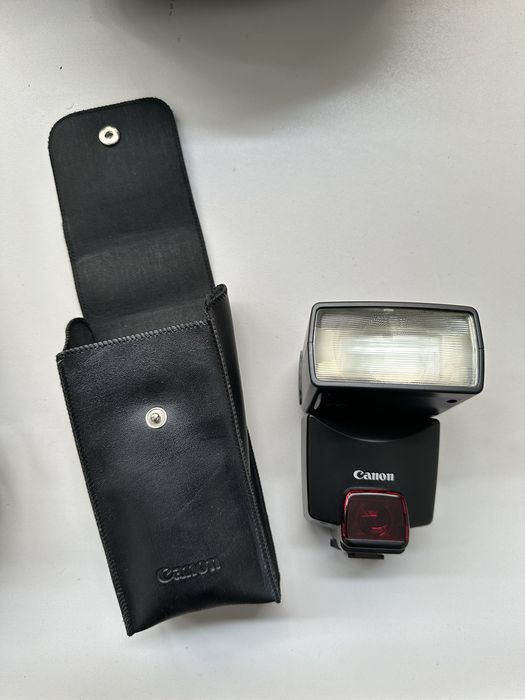 Aparat Canon EOS 500N + lampa SPEEDLITE 380EX