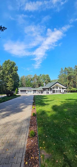 Willa w lesie imprezy wesele basen sauna jacuzzi 22 lozka