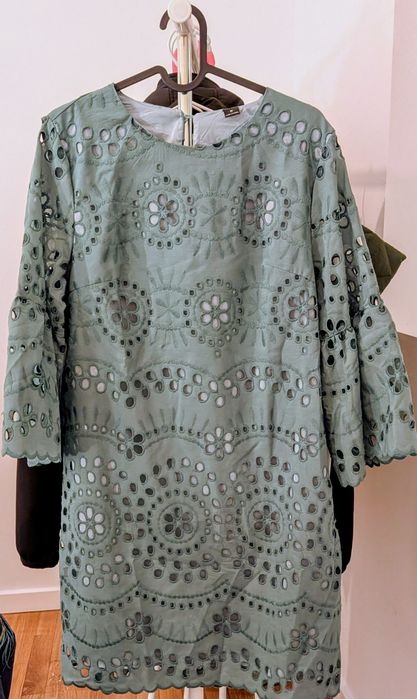 Vestido verde NOVO tamanho M da shein