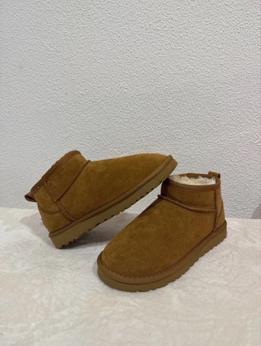 Ugg Castanhas Novas
