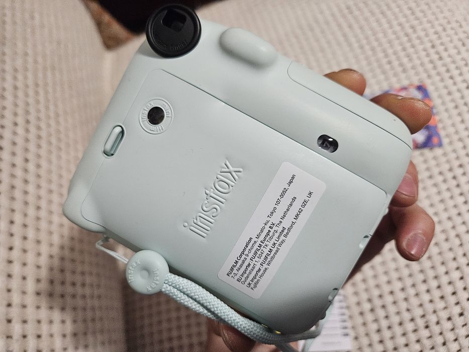Instax mini 12 фотоапарат