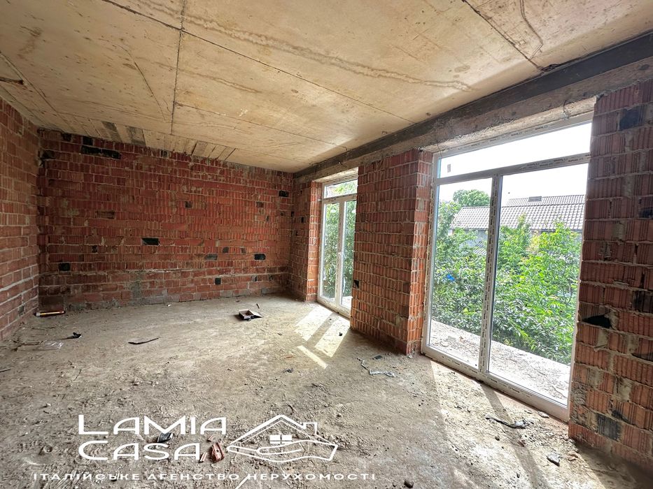 Продаж таунхауса , початок Годилова . 2 хв від Майдану